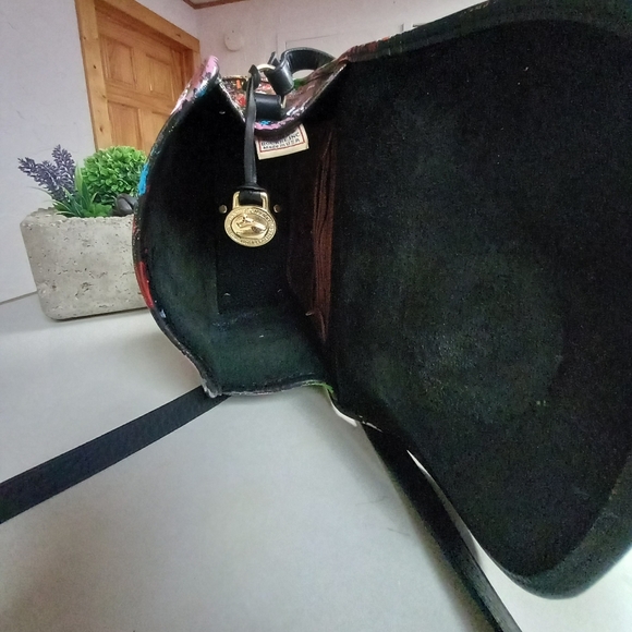 SOLD ON ANOTHER SITE Dooney & Bourke Essex crossbody, 1993 - Picture 9 of 13